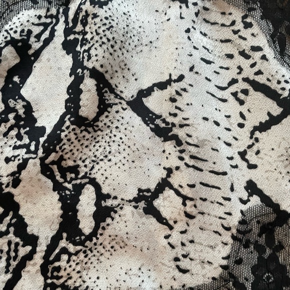 Sexy Snake print Cami - Picture 4 of 4